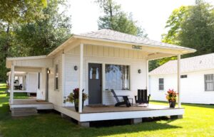 Alpine Resort Lakeside Cottages